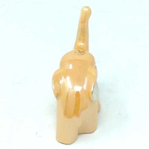 Vintage lusterware peach elephant - Picture 9 of 10